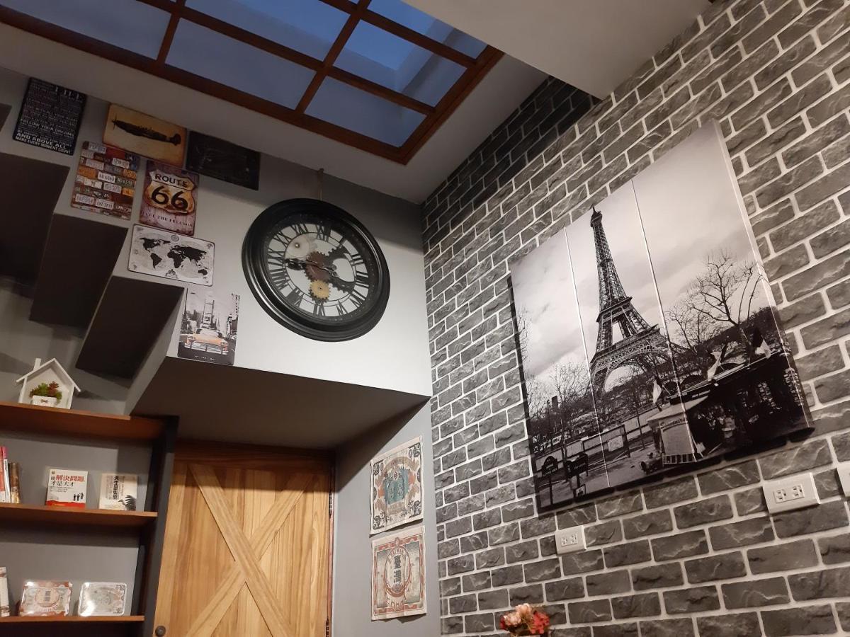 Quiet Hostel - Minquan Inn Tainan Luaran gambar