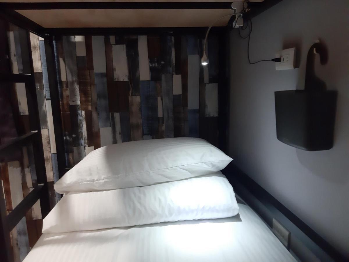 Quiet Hostel - Minquan Inn Tainan Luaran gambar