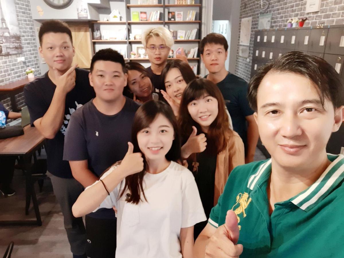 Quiet Hostel - Minquan Inn Tainan Luaran gambar