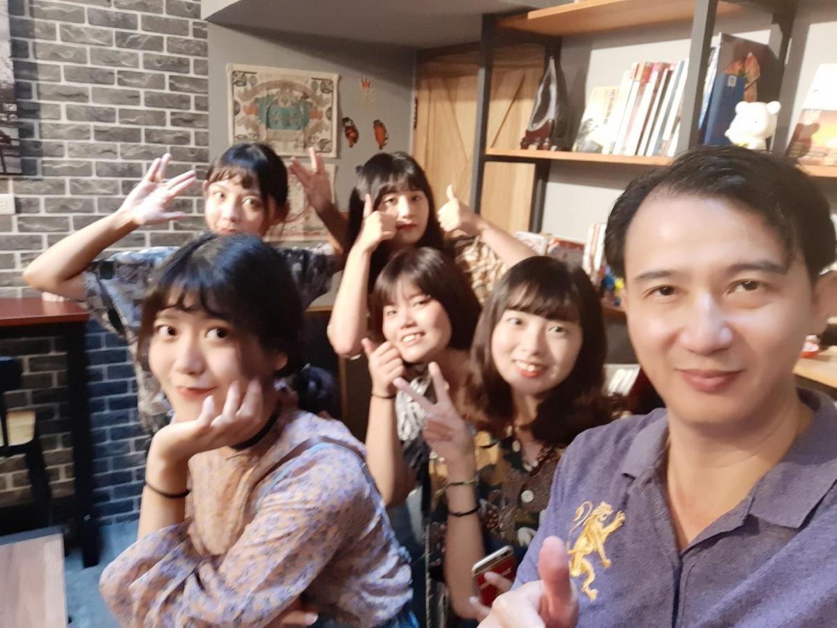 Quiet Hostel - Minquan Inn Tainan Luaran gambar
